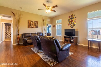 10005 Crooked Oak Way