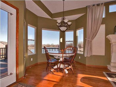 Dining alcove with additional enteraining room on 