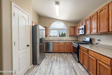 6-web-or-mls-Snappin Homes (Fountain1375