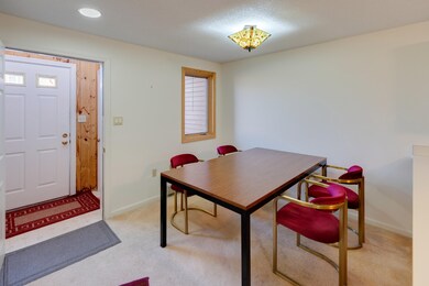 77 Richardson Trail unit 34, Campton, NH 03223 - photo 6