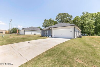 726 Georgian Walk, Warner Robins, GA 31008 - photo 2