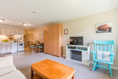 Condo- Studio