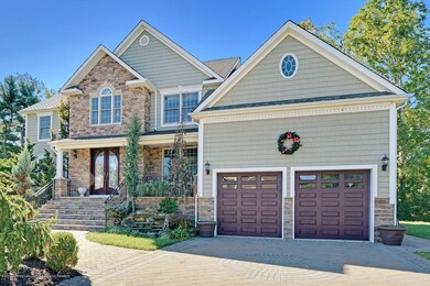 7 Christopher Ln Hazlet NJ-large-008-2-F