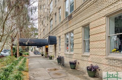 106 W Gwinnett St unit 4C, Savannah, GA 31401 - photo 3
