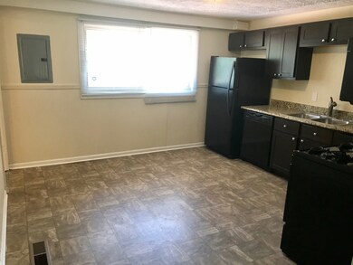 17766 Baker Ave, Country Club Hills, IL 60478 - photo 6