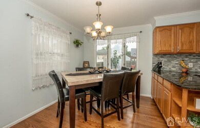 304 Greene Ave, Middlesex, NJ 08846 - photo 5