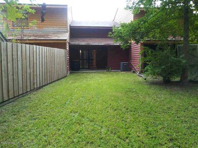 4552 Melissa Ct N, Jacksonville, FL 32210 - photo 3