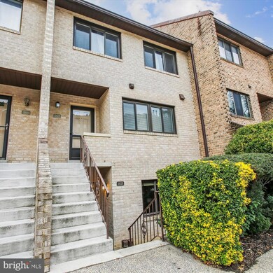 3812B Steppes Ct, Falls Church, VA 22041 - photo 2