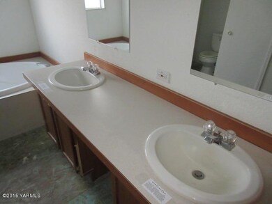 561-801967-bath 1 sink