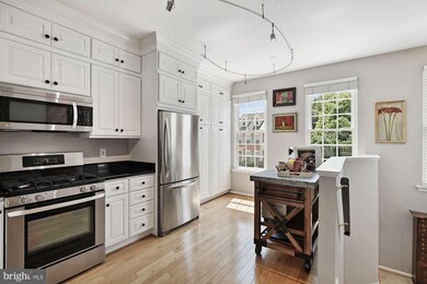 11478 Heritage Commons Way, Reston, VA 20194 - photo 7