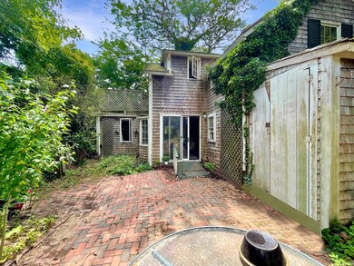 Exterior_BackPatio