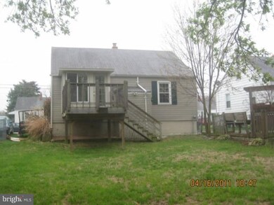 810 N Woodlynn Rd, Essex, MD 21221 - photo 4