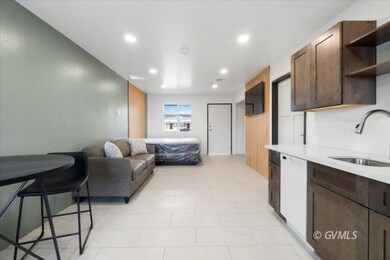 1879 W Peppertree Dr unit A01, Safford, AZ 85546 - photo 7