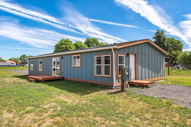 255 SE Railroad St, Creston, WA 99117 - photo 3