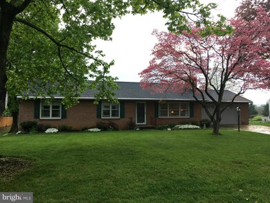 13233 Glendale Dr, Hagerstown, MD 21742 - photo 2