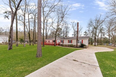 13632 Pinewood Village Dr, Conroe, TX 77302 - photo 4