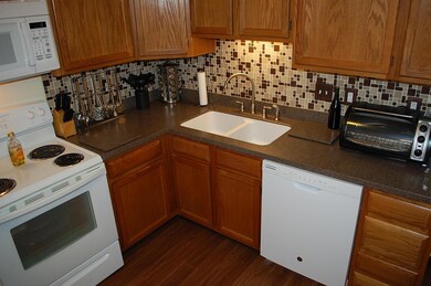 Kitchen close up.jpg