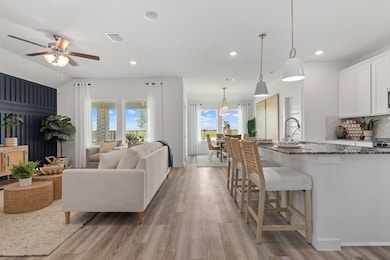 13906 Bay Crest Ct, La Marque, TX 77568 - photo 7