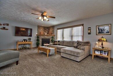 19 Cobblestone Ln, Mountain Top, PA 18707 - photo 6