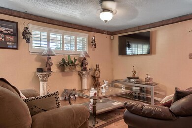 7924 Broadway Dr, El Paso, TX 79915 - photo 5