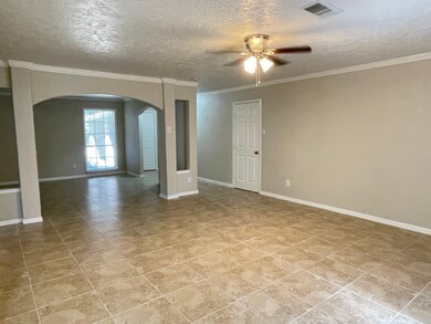 10306 Blades St, Houston, TX 77016 - photo 4
