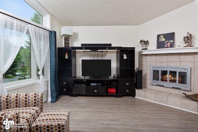 Living Room_CG_4695-SMALL