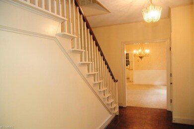 1209 Idlewood Dr, Asheboro, NC 27205 - photo 7