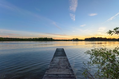 LC-PawPaw_Lake_Dr_10336_Mattawan_49071-8