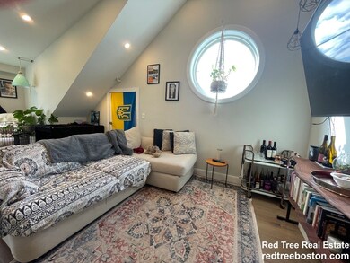 9 Mansfield St unit 4, Allston, MA 02134 - photo 6