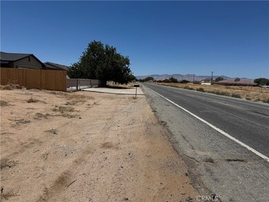 0 S Loop Blvd unit IV25168386, California City, CA 93505 - photo 4