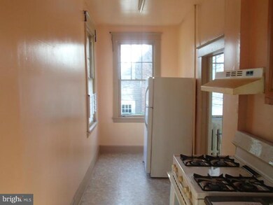 4502 Frederick Ave, Baltimore, MD 21229 - photo 7