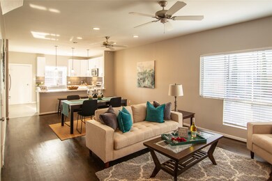 2100 Huldy St unit 8, Houston, TX 77019 - photo 3