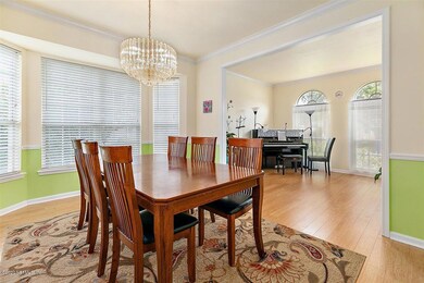 06-Dining Room