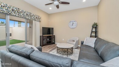 14049 N Palm Ridge Dr W, Sun City, AZ 85351 - photo 2