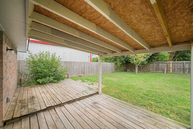 24506 Running Iron Dr, Hockley, TX 77447 - photo 4