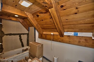 39 Willow Rd, Falls, PA 18615 - photo 4