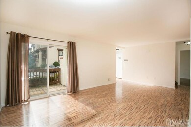 103 Michaels Ct, Woodbridge, NJ 07095 - photo 6