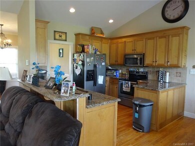 108 Postell Dr, Statesville, NC 28625 - photo 7