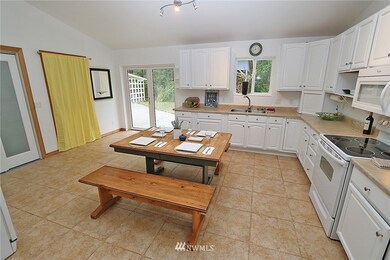 unlisted-address, Blaine, WA 98230 - photo 3