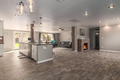 burns living room 2
