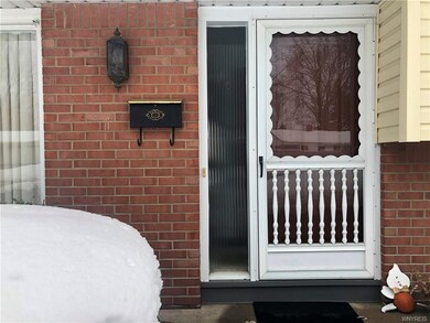 1278 Greenbrier Ln, North Tonawanda, NY 14120 - photo 2