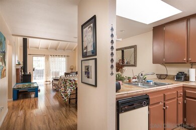 Enter into your home with beautiful natural lighti