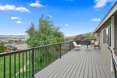 Large Deck
