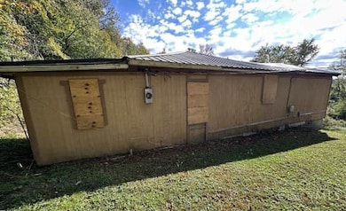 195 Orchard Rd, Ironton, OH 45638 - photo 2