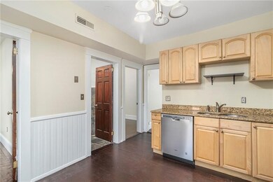 21 Kenyon St unit 1, Providence, RI 02903 - photo 5