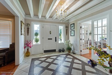 1405 Evergreen Avenue-large-005-054-Foye
