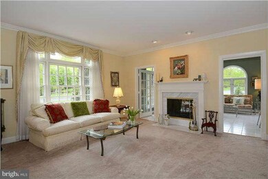 3403 Blakesley Hall Ct, Herndon, VA 20171 - photo 5