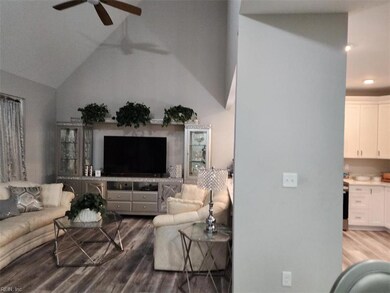 933 Eastfield Ln, Newport News, VA 23602 - photo 6