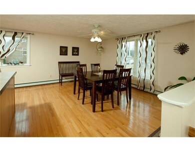 Dining Room. Expansive diningroom...