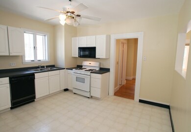66 Central St unit 2, Somerville, MA 02143 - photo 2
